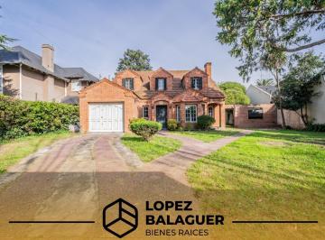 Casa · 190m² · 5 Ambientes · 2 Cocheras · Casa en Monte Grande - 3 Dorm. y Escritorio - Apto Credito