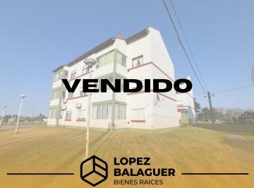 Departamento · 80m² · 4 Ambientes · 1 Cochera · Departamento 4 Ambientes en Ciudad Evita - Cochera Cubierta