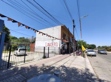 Casa · 97m² · 3 Ambientes · 2 Cocheras · Venta Casa Lote Comercial Centro Grand Bourg