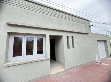 Casa · 127m² · 4 Ambientes · 1 Cochera · Casa a Estrenar, Oportunidad Única.