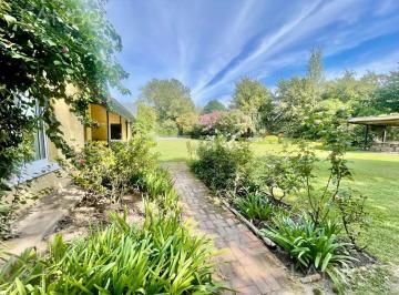 Casa · 140m² · 5 Ambientes · 1 Cochera · Alquiler Pilar Chacras de Murray con Muebles