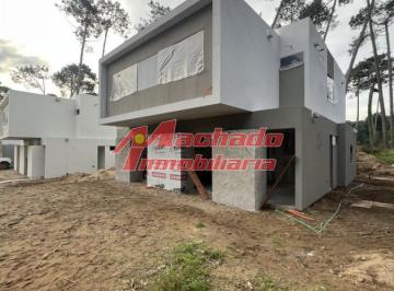 Foto1 · Desarrollo de Casas en Pinares