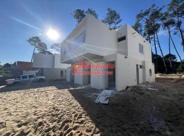 Foto1 · Desarrollo de Casas en Pinares