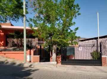 PH de 3 ambientes, Villa Carlos Paz · PH en Planta Baja Al Frente Totalmente Independiente C/gas Nat. y Cloacas