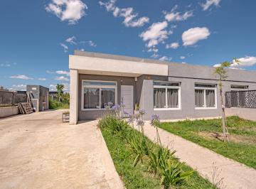 Casa de 4 ambientes, Luján · 4 Ambientes Casa en Lujan Venta