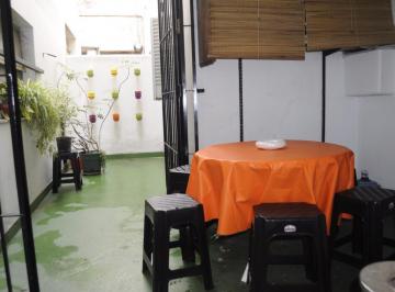 Casa · 398m² · 5 Ambientes · 1 Cochera · Casa en Venta - 4 Dorm. 3 Baño - 401 m² - La Plata