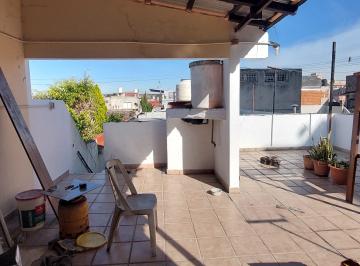PH de 4 ambientes, Lanús · Alquiler PH 128 m - 4 Ambientes - Terraza - Kincho
