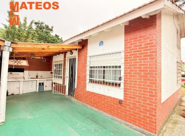 Casa de 4 ambientes, Mar del Tuyú · Venta Chalet a 200 m del Mar en Mar del Tuyú