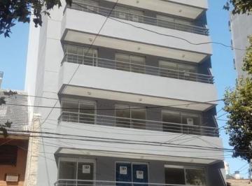 Departamento · 70m² · 3 Ambientes · Departamento en Venta - 2 Dorm. 1 Baño - 70 m² - Floresta