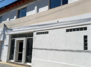 Local comercial de 2 ambientes, Neuquén · Local 120 m² Neuquen Cap.
