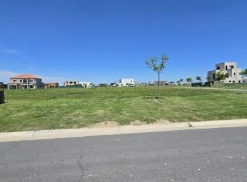 Terreno · 681m² · Terreno de 680 m² Interno en Barrio Riveras, Puertos del Lago, Escobar. Venta