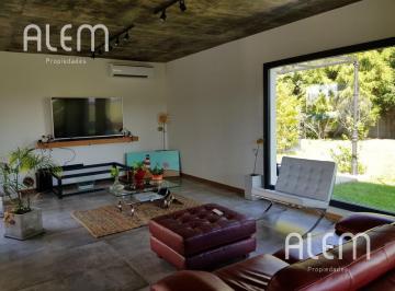 Casa · 200m² · 6 Ambientes · 1 Cochera · Valdevez | 4 Dorms. | Super Funcional