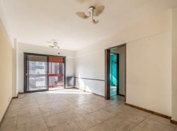 Departamento · 80m² · 4 Ambientes · 1 Cochera · 4 Amb, Balcón, P. Chacabuco, A. Créd., a Reciclar