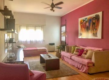 Departamento · 90m² · 5 Ambientes · Departamento en Venta - 3 Dorm. 1 Baño - 105 m² - Tolosa