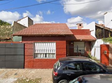 Casa · 67m² · 4 Ambientes · 1 Cochera · Casa en El Palomar