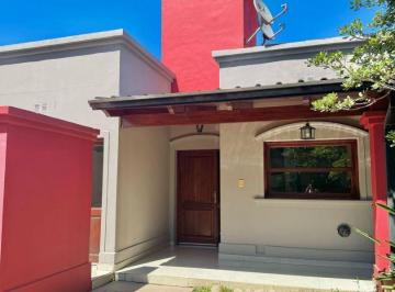 ISN-ISN-2350_2 · Casa 3 Dorm.. | Sarmiento 3000