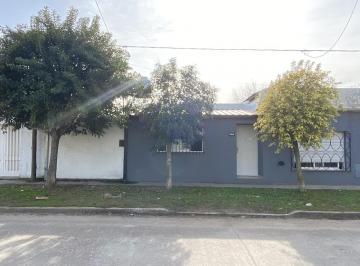 Casa · 90m² · 3 Ambientes · 1 Cochera · Casa en Venta en Berisso
