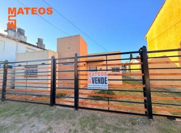 Casa de 3 ambientes, Mar del Tuyú · Venta Casa Independiente a m del Mar en Mar del Tuyu 59 N° 95