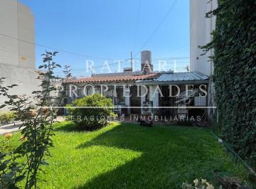 Casa de 4 ambientes, La Matanza · Venta de Casa en Lote Propio de 4 Ambientes con Parque y Cochera San Justo