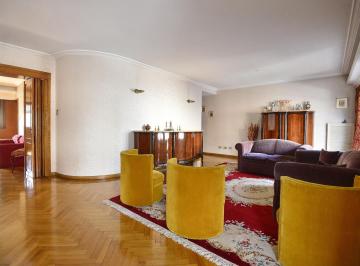 Departamento · 169m² · 4 Ambientes · 1 Cochera · Departamento 4 Ambientes en Flores con Dep. de Serv. y Cochera