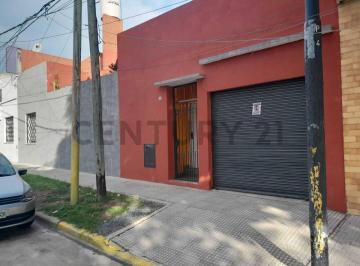 PH · 144m² · 4 Ambientes · 2 Cocheras · Venta PH en Villa Lugano con Garage Patio y Terraza Propia