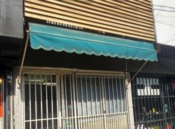 Local comercial , La Matanza · Local con Entre Piso - Centro