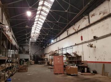 Depósito · 990m² · Deposito Barracas - 900 m² (Oficina, Local a La Calle, Baños, Vestuario)
