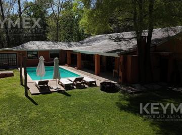 Casa · 300m² · 5 Ambientes · 2 Cocheras · Casa Sobre Dos Lotes en Venta en Alto Los Cardales