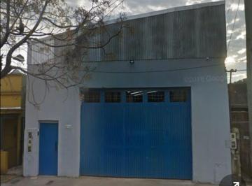 Bodega-Galpón · 390m² · Alquiler Galpon Lanus Este