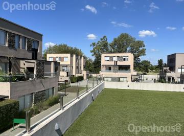 Departamento · 68m² · 3 Ambientes · 1 Cochera · Departamento a Estrenar en Venta en Complejo Green Village