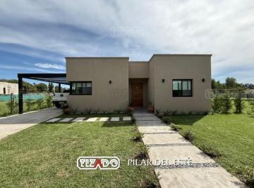 Casa · 107m² · 4 Ambientes · 1 Cochera · Casa en Venta en San Ramón, Pilar del Este, Pilar