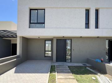 PH · 140m² · 5 Ambientes · 2 Cocheras · Venta Duplex 3 Dorm. Colinas de Manantiales
