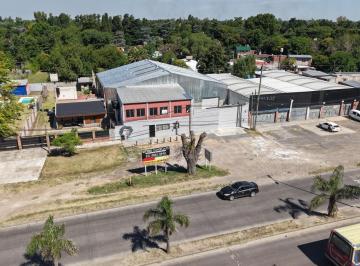 Depósito · 800m² · 1 Dormitorio · Depósito en Alquiler