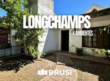 Casa · 214m² · 4 Ambientes · 2 Cocheras · Casa de 4 Ambientes con Quincho en Venta, Longchamps