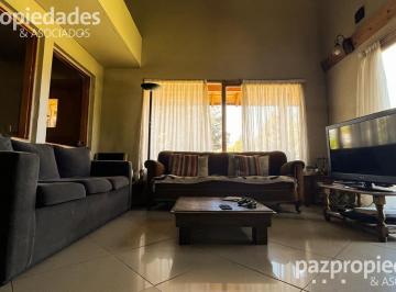 Casa · 175m² · 3 Ambientes · 1 Cochera · Venta Casa Bº Ruca Hue - San Martin de Los Andes