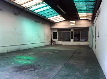 Bodega-Galpón de 9 ambientes, Flores · Galpón con Vivienda con Amplia Rentabilidad