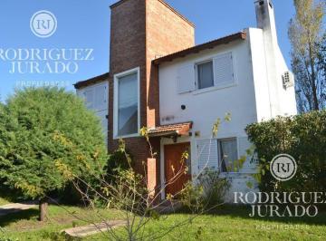 Casa · 113m² · 5 Ambientes · Casa - Maschwitz Privado Oportunidad