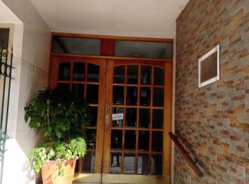 Departamento · 70m² · 4 Ambientes · Departamento en Venta - 2 Dorm. 1 Baño - 70 m² - Liniers