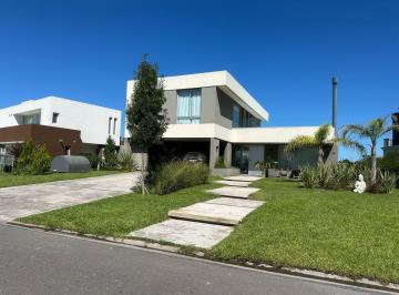 Casa de 4 ambientes, Ezeiza · Hermosa Casa en Alquiler en Terralagos con Fondo a La Laguna
