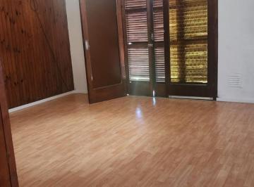 Casa · 100m² · 4 Ambientes · 1 Cochera · Casa en Rosario - Alquiler - Parque Field - 3 Dorm.