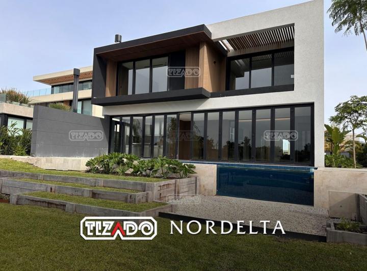 Casa · 500m² · 6 Ambientes · 2 Cocheras