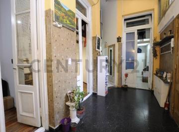 PH · 62m² · 4 Ambientes · En Venta PH de 4 Ambientes Sin Expensas - Recoleta