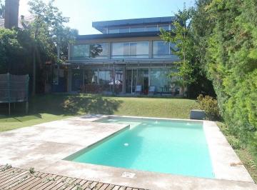 Casa de 6 ambientes, San Isidro · Espectacular Casa Estilo Racionalista - Superluminosa – Amarra