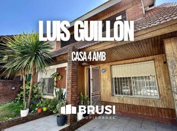 Casa · 106m² · 4 Ambientes · 1 Cochera · Casa en Venta en Luis Guillón en 2 Plantas con Patio