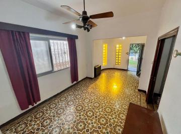 PH · 77m² · 3 Ambientes · PH Venta Haedo 3 Ambientes Super Cómodos