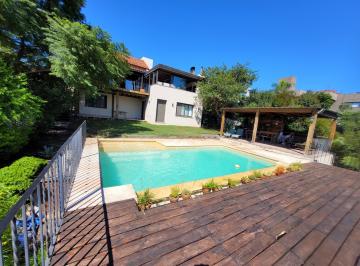 Casa de 7 ambientes, La Calera · Casa en Venta Cinco Lomas