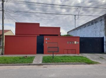 Casa · 72m² · 3 Ambientes · 1 Cochera · Casa PH en San Antonio de Areco