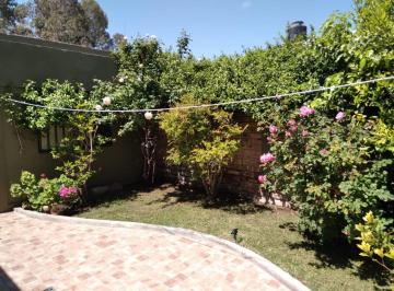 Casa de 4 ambientes, Godoy Cruz · Casa en Alquiler Temporario