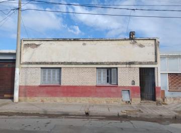 Casa · 4 Ambientes · Casa en Alberdi