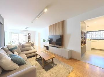 Departamento · 98m² · 4 Ambientes · Departamento en Venta - 3 Dorm. 2 Baños - 105 m² - Flores Sur